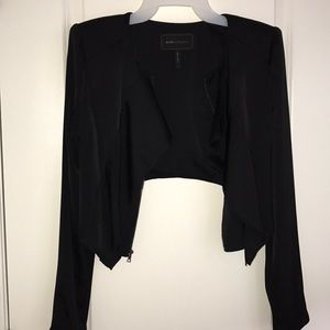 Cropped flirty blazer